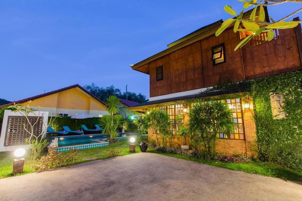 Lemon Tree Naturist Resort Naiharn Beach Phuket Exterior foto